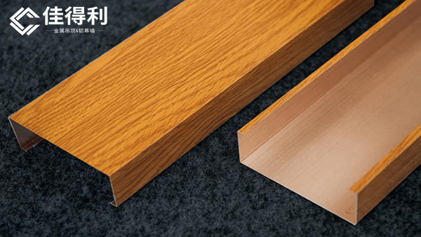 電子廠廠房吊頂為什么要用鋁方通吊頂