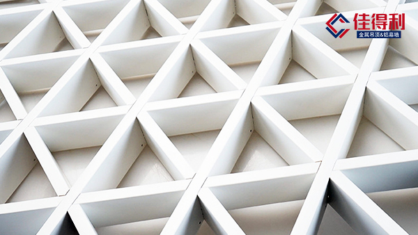 廣東鋁格柵做家居裝飾的誰更優(yōu)質(zhì)呢？