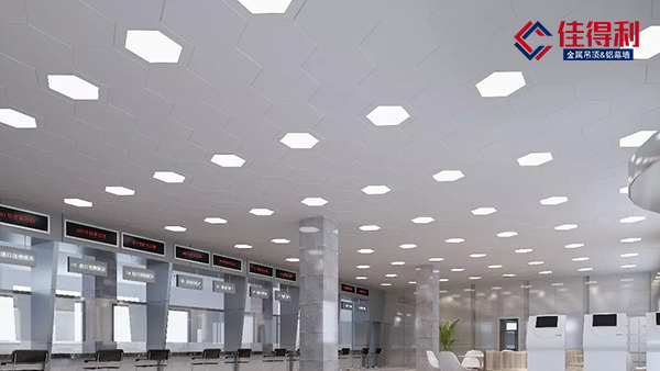 廠家直銷(xiāo)鋁扣板600*600