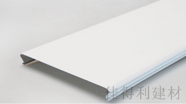 你知道嗎，原來(lái)鋁條扣天花吊頂還能防風(fēng)？