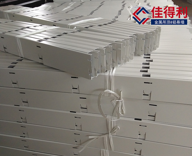 鋁格柵吊頂木紋鋁格柵天花佳得利鋁格柵天花6 鋁格柵吊頂木紋鋁格柵天花佳得利鋁格柵天花6