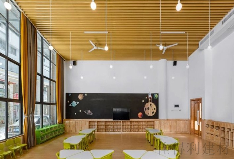 鋁方通吊頂6 鋁方通吊頂6