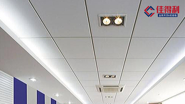 如何分辨鋁礦棉復(fù)合板的好壞